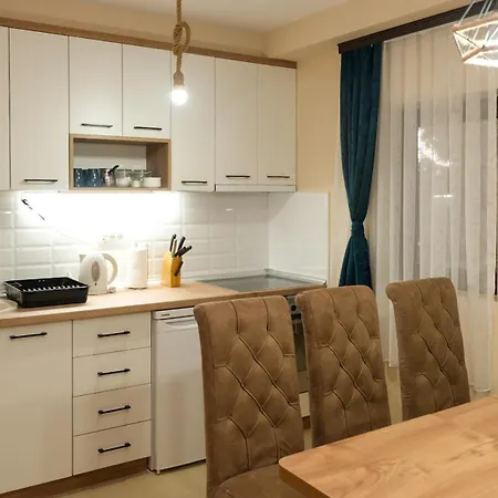 Zagorka And Mountain A, M, D Apartament *