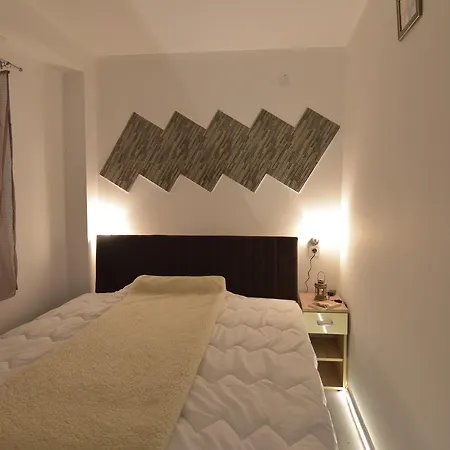 Zagorka And Mountain A, M, D Apartament